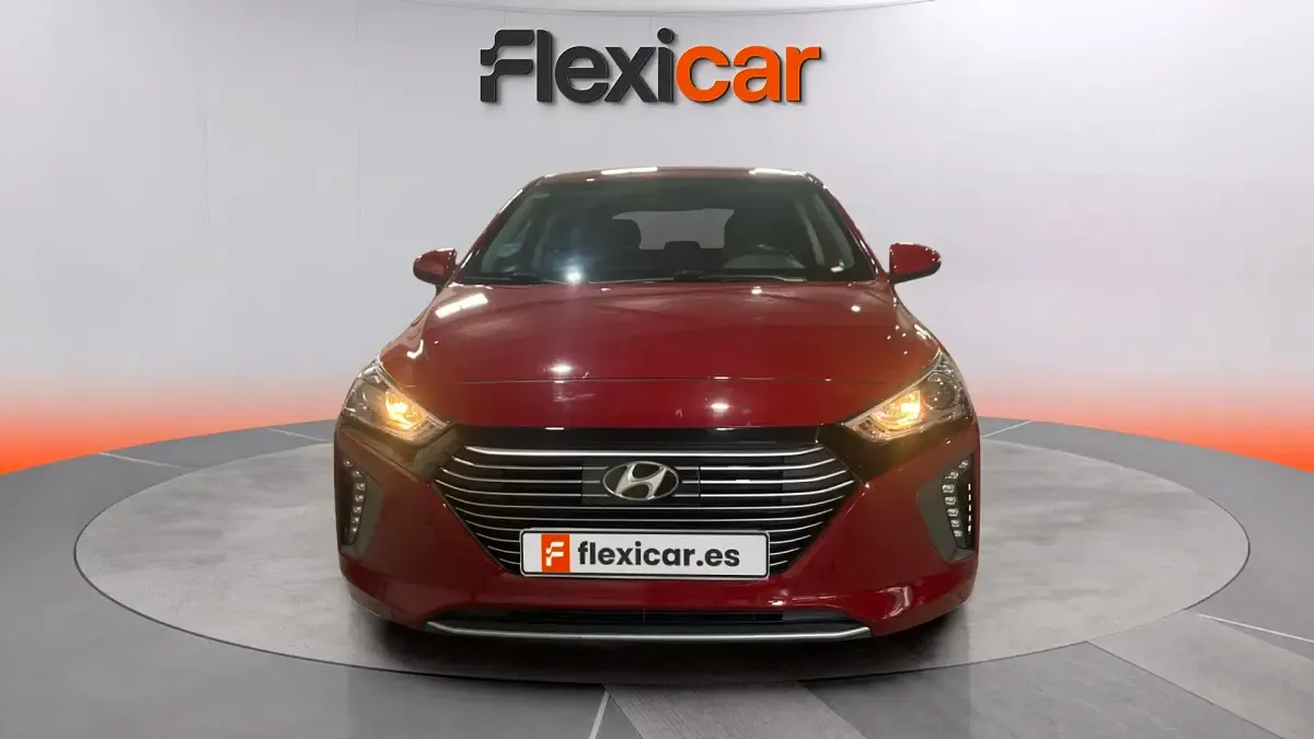 Usado Hyundai Ioniq 141 CV (103 kW) 2019 Rojo Utilitario