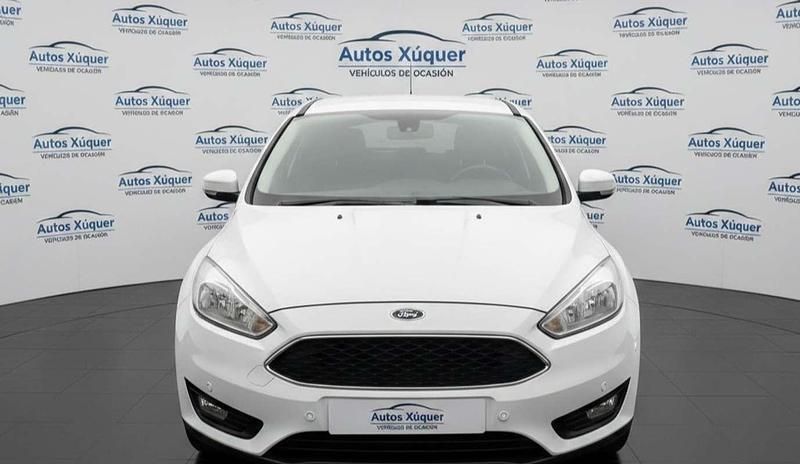 Usado Ford Focus 125 CV (91 kW) 2016 Blanco Berlina