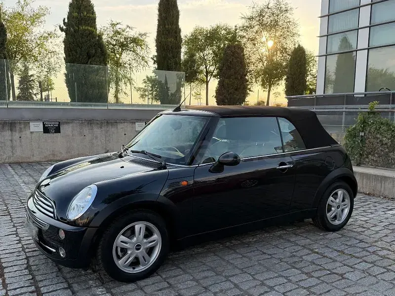 Usado Mini Cooper Cabriolet 116 CV (85 kW) 2008 Negro Descapotable