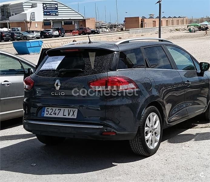 Gris / plata Usado 2018 Renault Clio IV LIMITED Berlina | 8000 € (Super precio) - Imagen 1/4