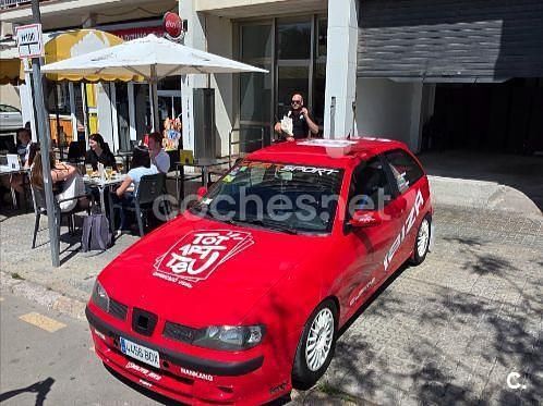 Usado Seat Ibiza CUPRA 156 CV (114 kW) 2001 Rojo Utilitario