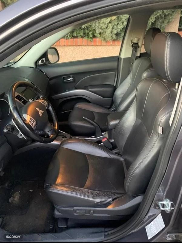 Usado Mitsubishi Outlander 170 CV (125 kW) 2007 Gris SUV