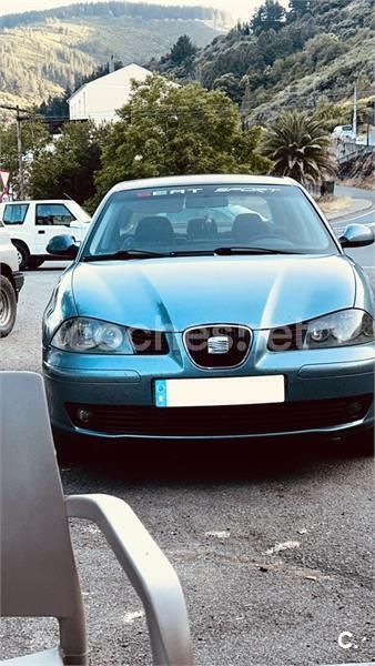 Gris / plata Usado 2005 Seat Cordoba Sport Berlina | 3350 € (Precio justo) - Imagen 1/3