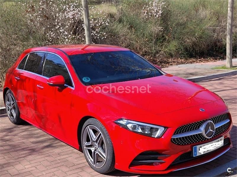 Usado Mercedes A180 109 CV (80 kW) 2018 Rojo Berlina