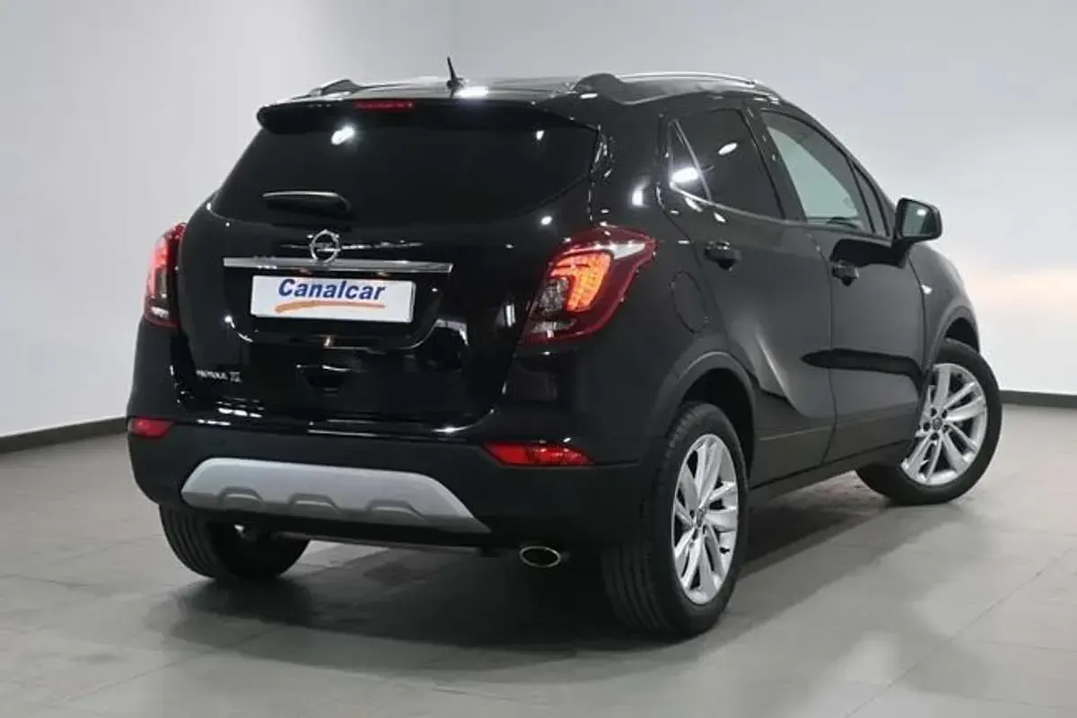 Usado Opel Mokka 140 CV (102 kW) 2018 Negro SUV
