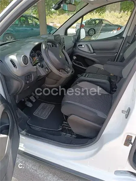 Usado Peugeot Partner Tepee Active 110 CV (80 kW) 2016 Blanco Monovolumen