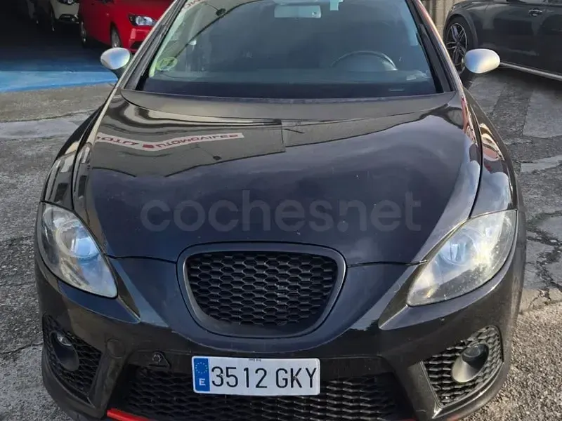 Usado Seat Leon FR 170 CV (125 kW) 2009 Negro Utilitario