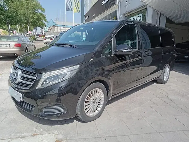 Usado Mercedes V250 Avantgarde 204 CV (150 kW) 2018 Negro Monovolumen