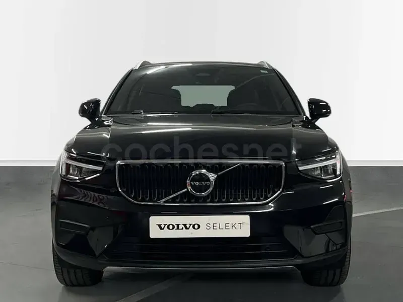 Usado Volvo XC40 Core 163 CV (119 kW) 2025 Negro SUV