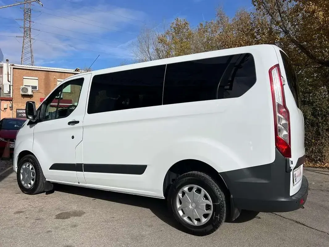 Usado Ford Transit Custom Ambiente 101 CV (74 kW) 2017 Blanco Familiar