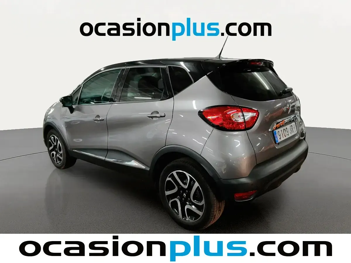 Usado Renault Captur Zen 90 CV (66 kW) 2016 Gris SUV