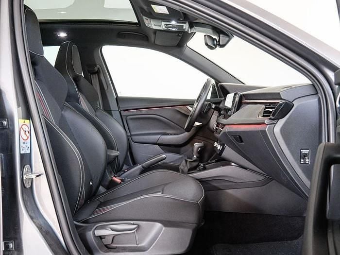 Usado Skoda Kamiq Monte Carlo 115 CV (84 kW) 2025 Gris SUV