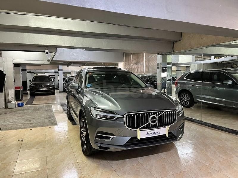 Usado Volvo XC60 Inscription 341 CV (250 kW) 2021 Gris / plata SUV