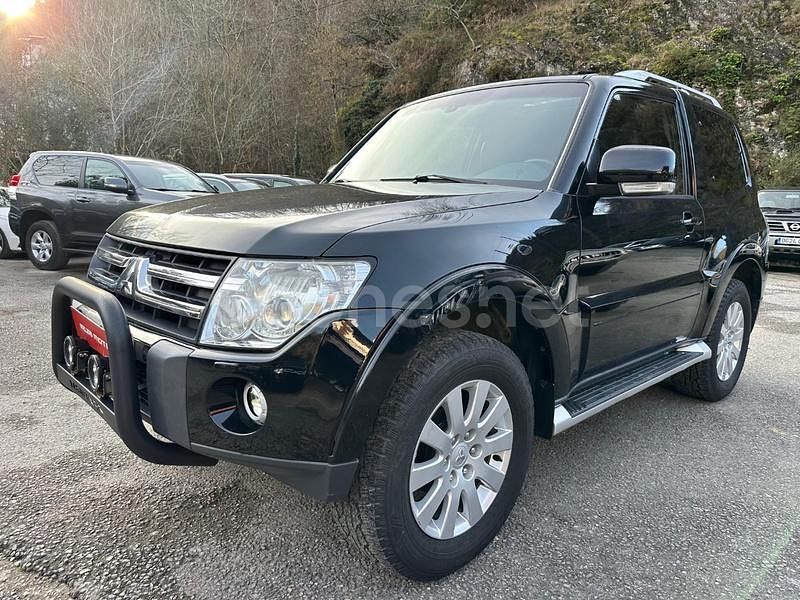 Usado Mitsubishi Montero 250 CV (183 kW) 2008 Negro SUV