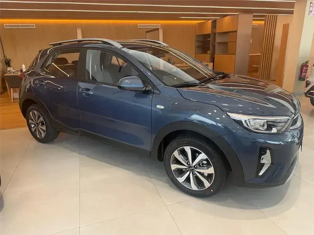 Nuevo Kia Stonic 79 CV (58 kW) 2026 Azul SUV