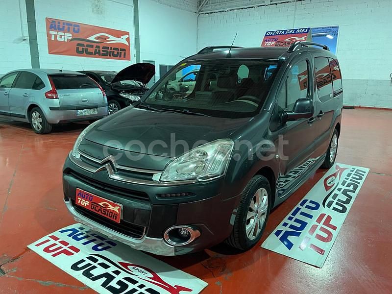 Gris / plata Usado 2015 Citroën Berlingo XTR Monovolumen | 10.999 € (Un poco caro) - Imagen 1/4