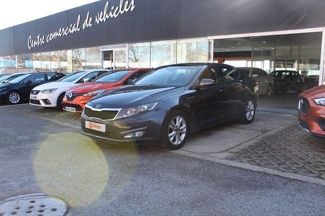 Negro Usado 2013 Kia Optima Berlina | 8950 € - Imagen 1/4