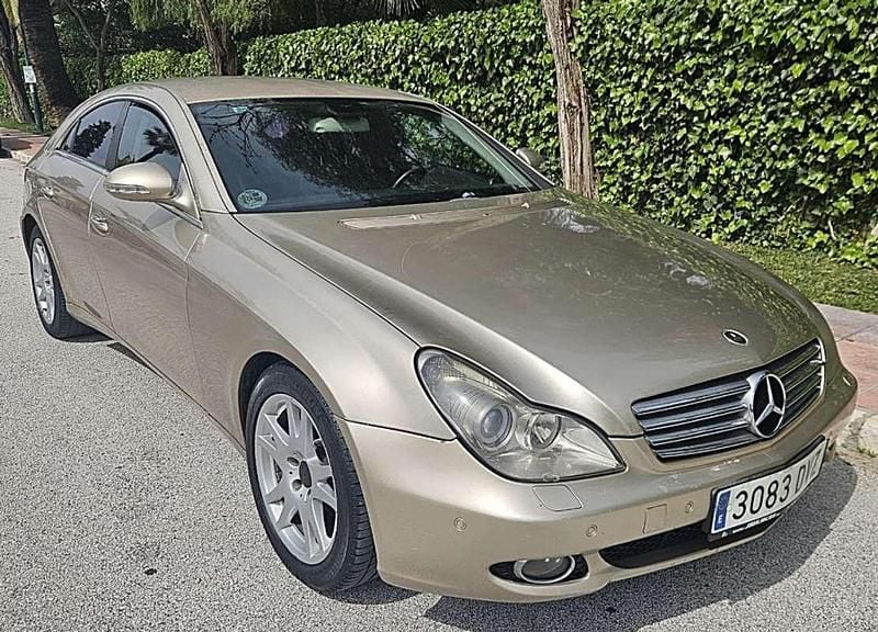 Usado Mercedes CLS320 224 CV (164 kW) 2006 Beige Coupe