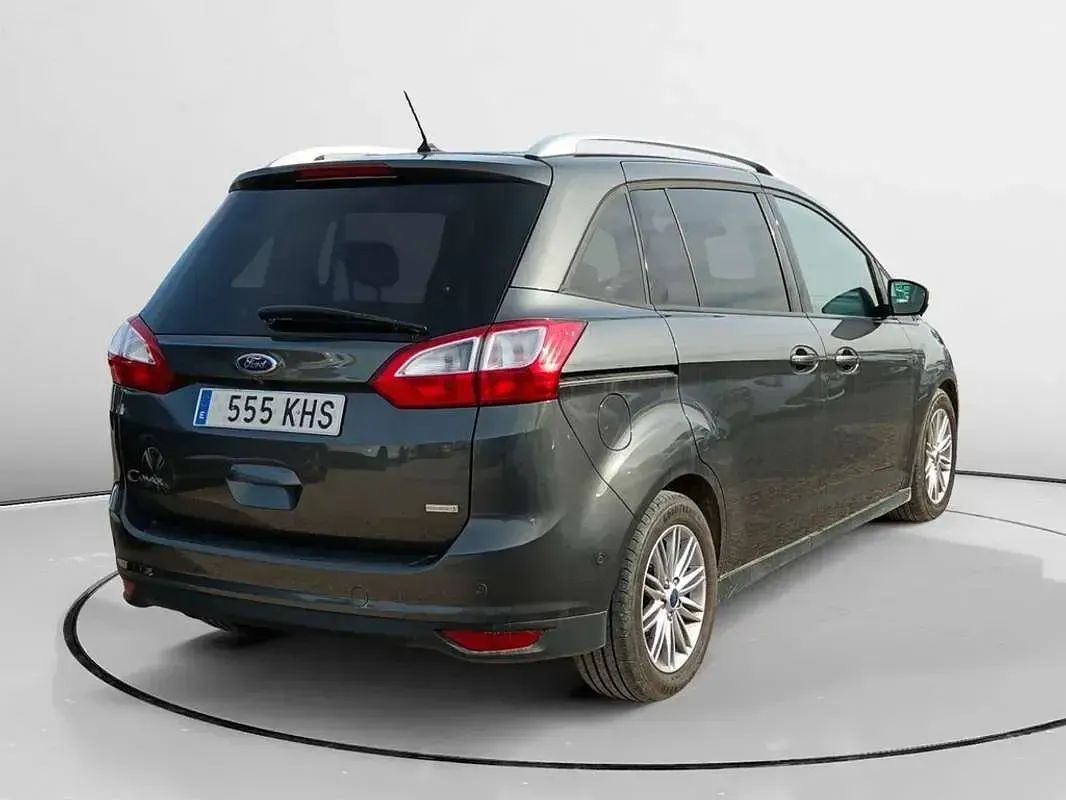 Usado Ford Grand C-Max Trend+ 125 CV (91 kW) 2018 Gris Monovolumen