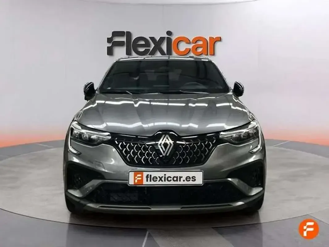Usado Renault Arkana Techno 140 CV (102 kW) 2025 Gris SUV
