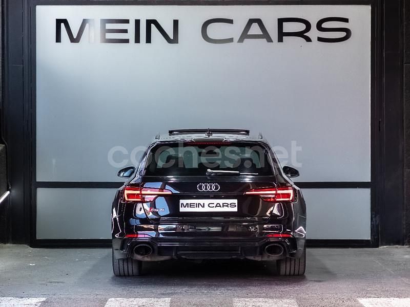 Usado Audi RS4 450 CV (330 kW) 2018 Negro Familiar
