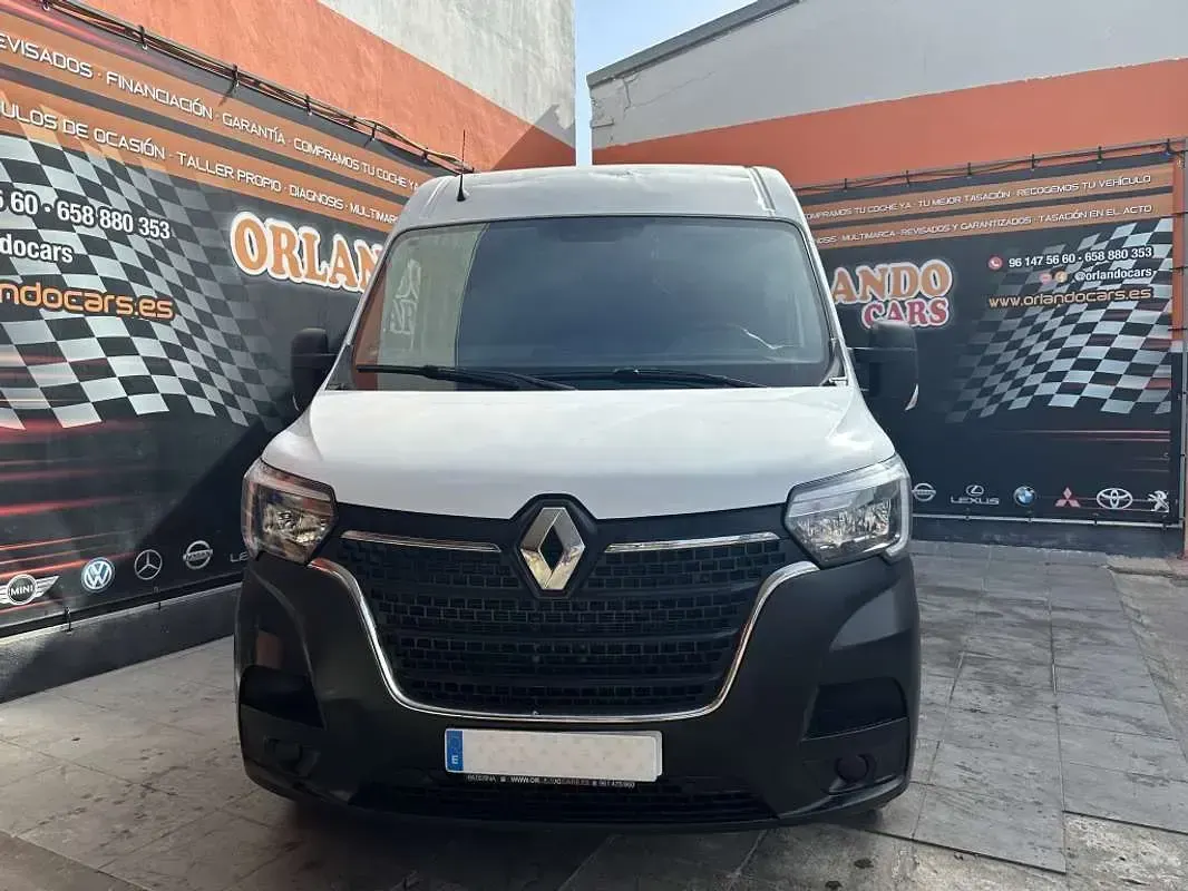 Usado Renault Master 135 CV (99 kW) 2021 Blanco Monovolumen