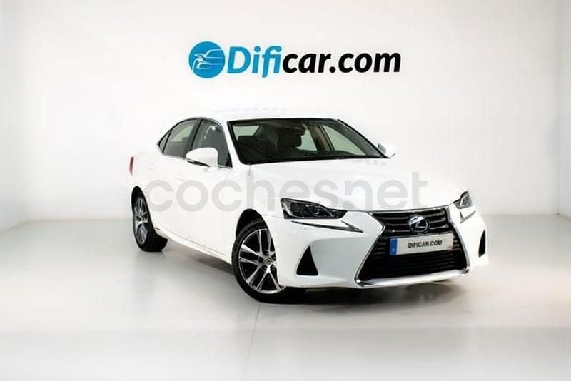 Usado Lexus IS300h Executive Line 223 CV (164 kW) 2020 Blanco Berlina