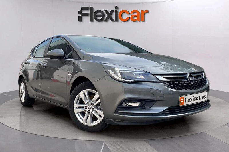 Gris Usado 2017 Opel Astra Selective Berlina | 10.490 € (Super precio) - Imagen 1/4