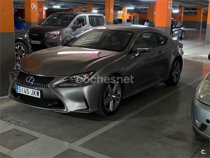Usado Lexus RC300h Executive Line 223 CV (164 kW) 2015 Gris / plata Coupe
