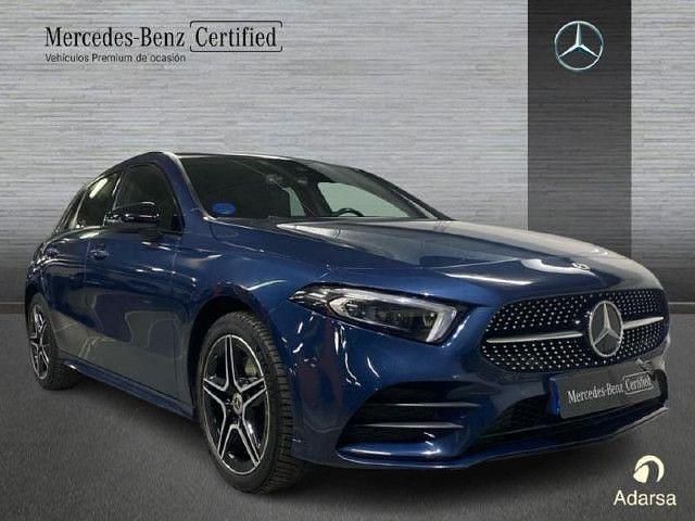 Usado Mercedes A250 AMG line 218 CV (160 kW) 2022 Azul denim Berlina