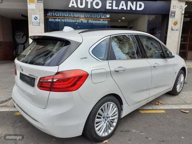 Blanco Usado 2017 BMW 225 iPerformance Familiar | 23.900 € - Imagen 1/4
