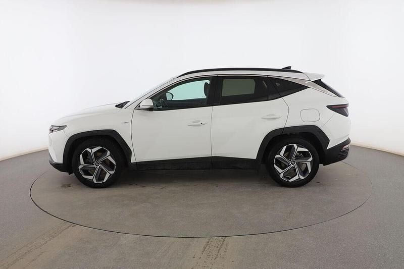 Usado Hyundai Tucson Style 136 CV (100 kW) 2021 Blanco SUV