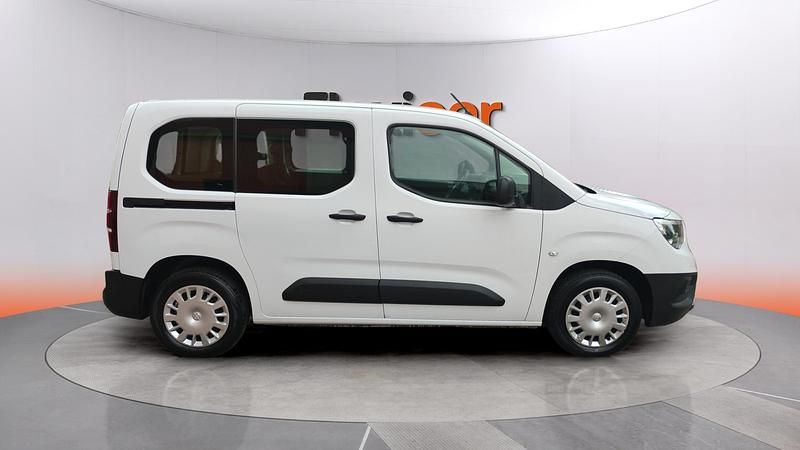 Usado Opel Combo Edition+ 102 CV (75 kW) 2022 Blanco Monovolumen