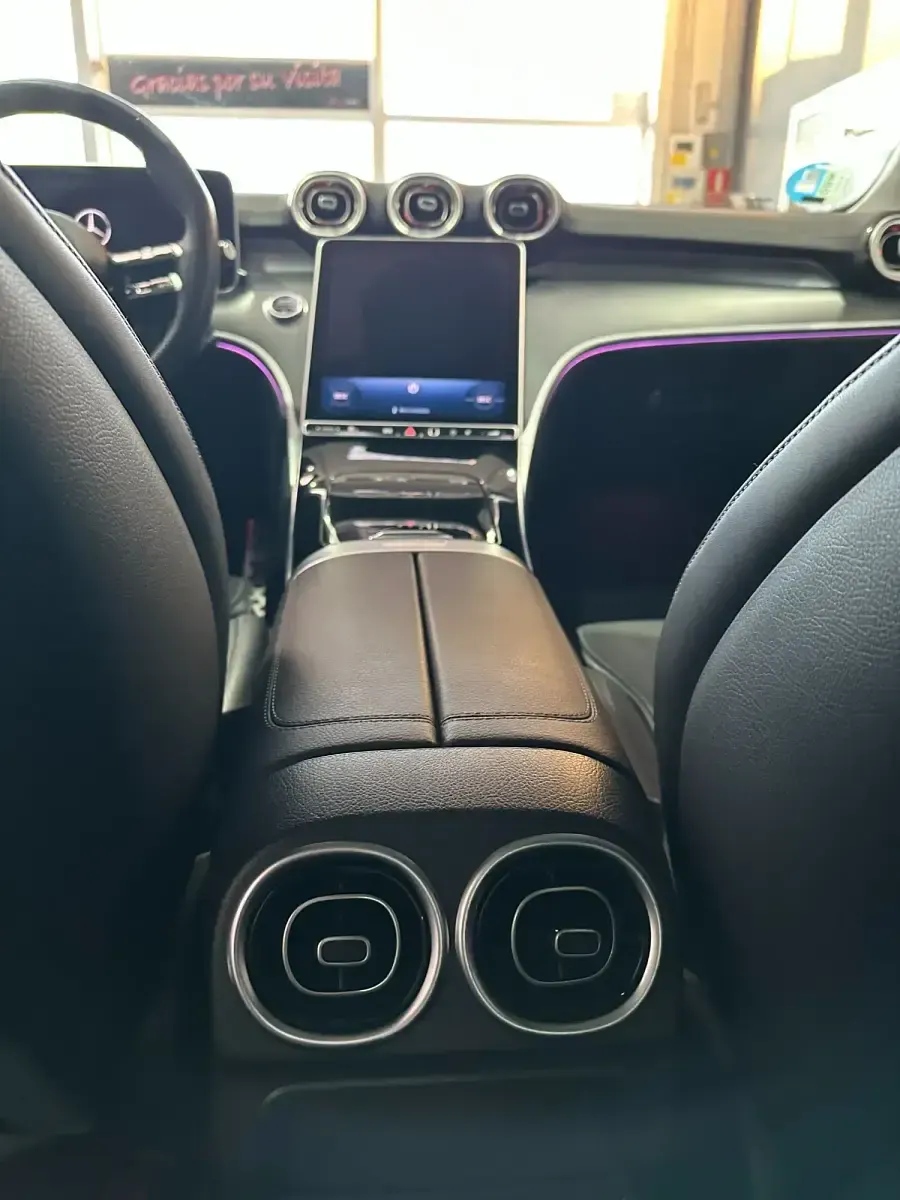Usado Mercedes C220 197 CV (144 kW) 2023 Azul Berlina