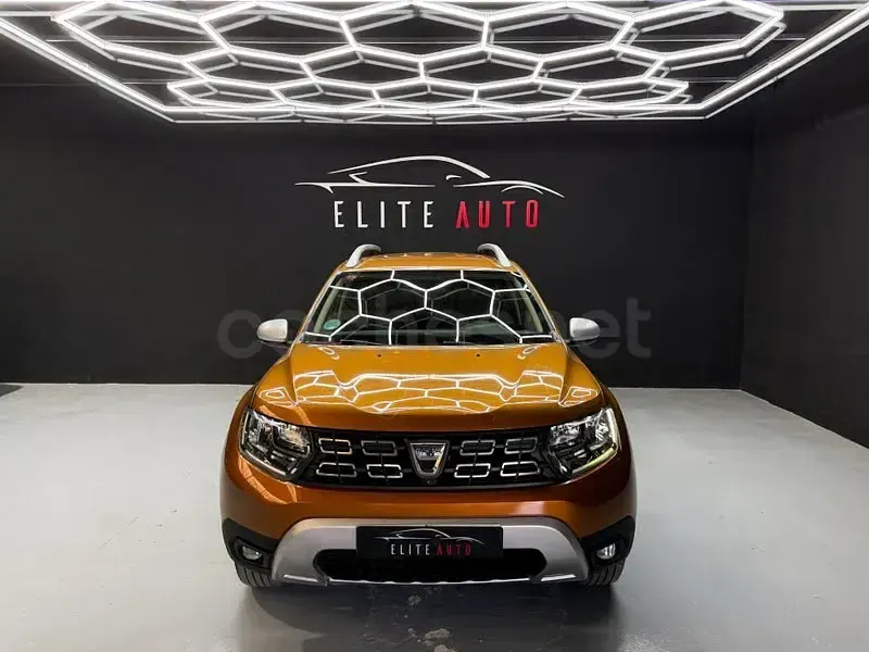 Usado Dacia Duster Comfort 115 CV (84 kW) 2019 Naranja SUV