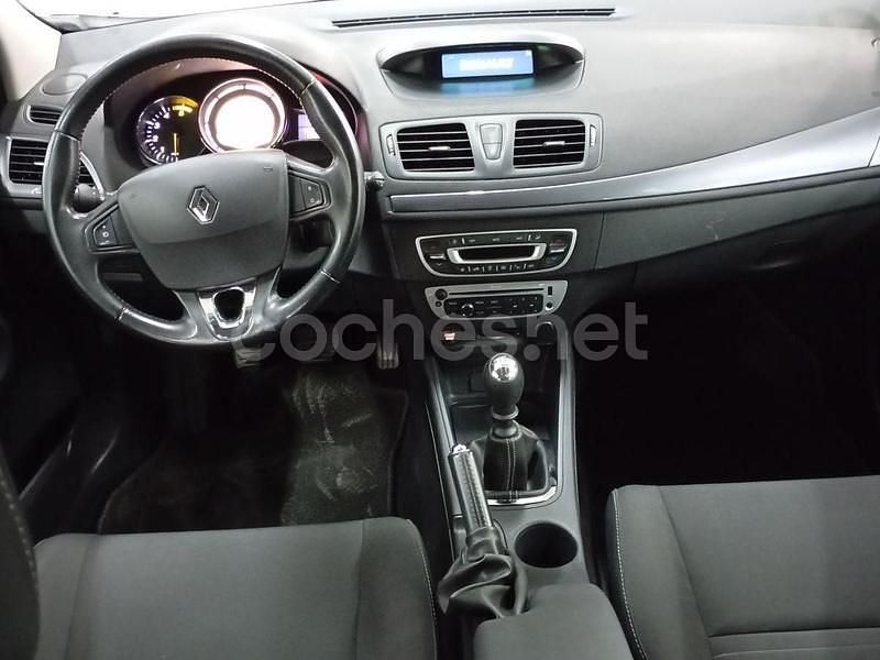 Usado Renault Mégane LIMITED 95 CV (69 kW) 2014 Blanco Berlina