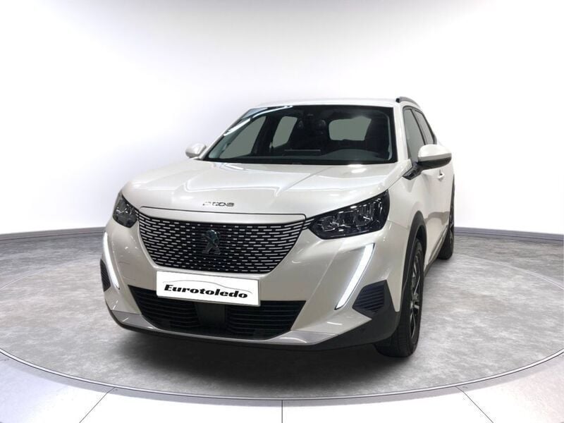 Usado Peugeot e-2008 Allure 100 kW (136 CV) 2020 Blanco SUV