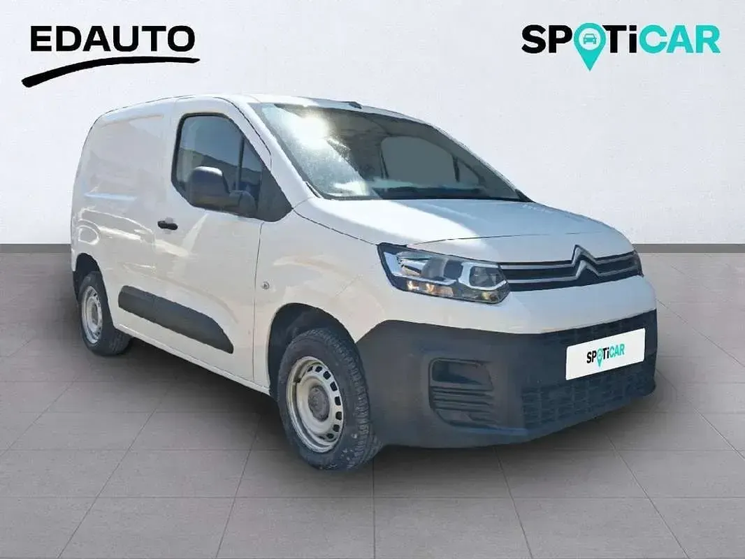 Usado Citroën Berlingo 102 CV (75 kW) 2021 Blanco Monovolumen