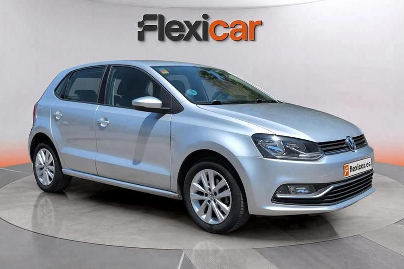Gris Usado 2016 VW Polo Berlina | 10.490 € (Buen precio) - Imagen 1/4