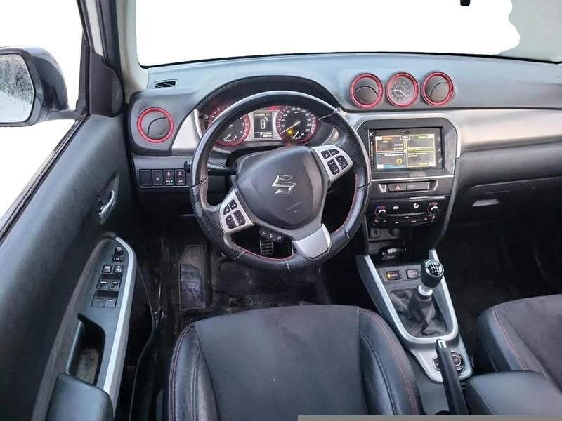 Usado Suzuki Vitara GLX 140 CV (102 kW) 2018 Blanco SUV