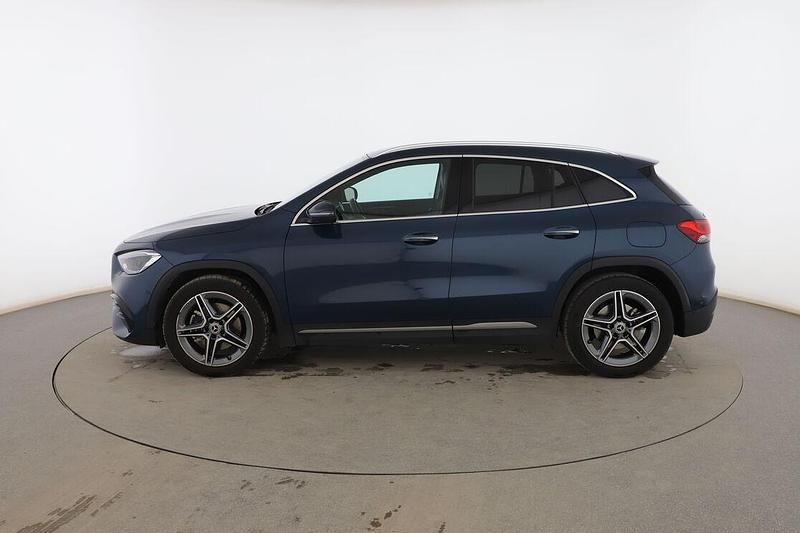 Usado Mercedes GLA220 AMG line 190 CV (139 kW) 2021 Azul SUV