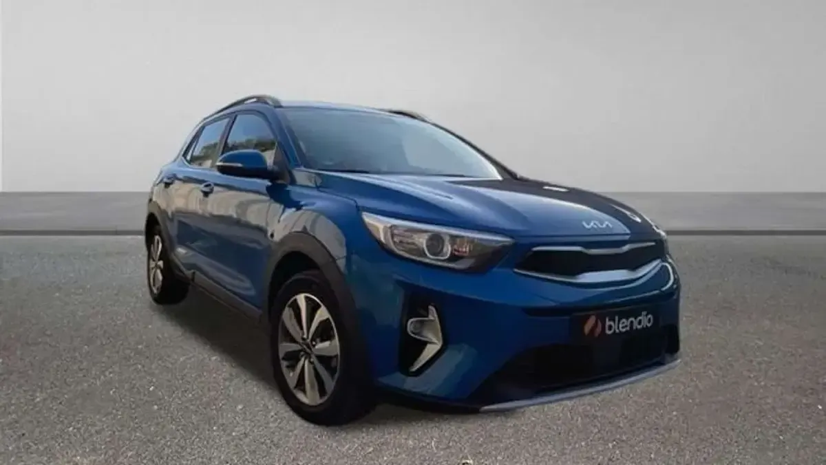 Usado Kia Stonic 84 CV (61 kW) 2023 Azul SUV