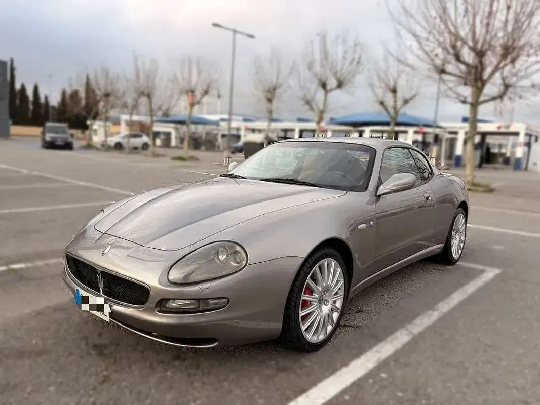 Usado Maserati Coupé 390 CV (286 kW) 2003 Gris Coupe