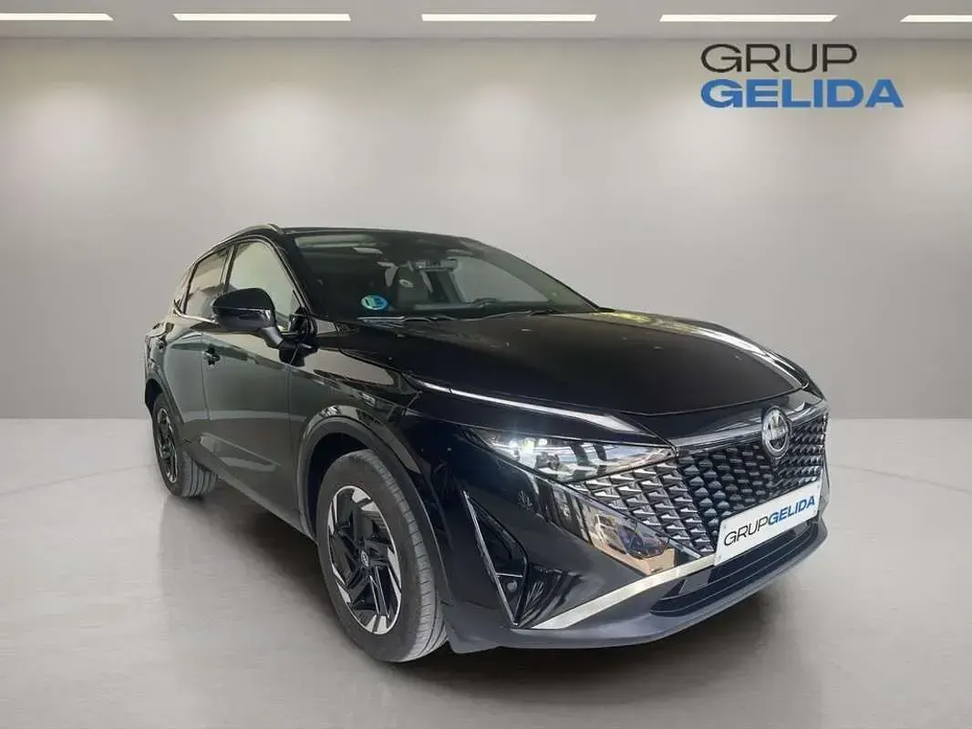 Usado Nissan Qashqai N-Connecta 139 CV (102 kW) 2025 Negro SUV