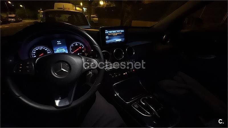 Usado Mercedes C220 170 CV (125 kW) 2016 Azul Familiar