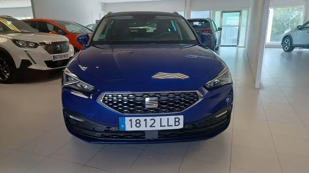 Usado Seat Leon FR 150 CV (110 kW) 2020 Otro Familiar