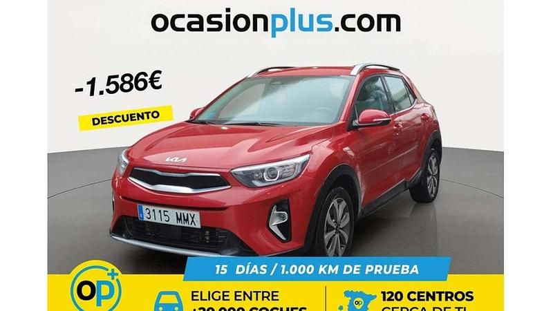 Usado Kia Stonic 101 CV (74 kW) 2024 Rojo SUV