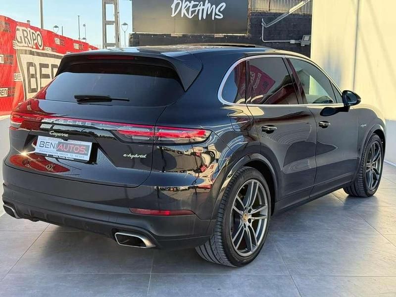 Usado Porsche Cayenne 462 CV (339 kW) 2018 Negro SUV