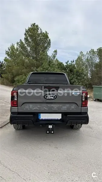 Usado Ford Ranger 240 CV (176 kW) 2026 Gris / plata Pickup/Camioneta