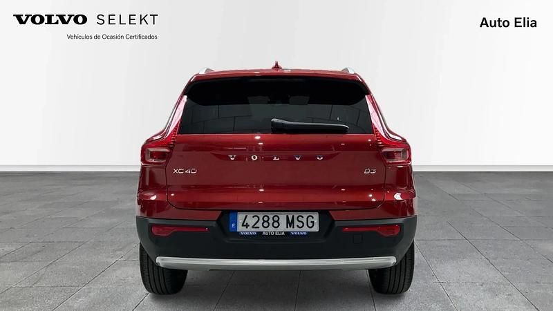 Usado Volvo XC40 Core 163 CV (119 kW) 2024 SUV